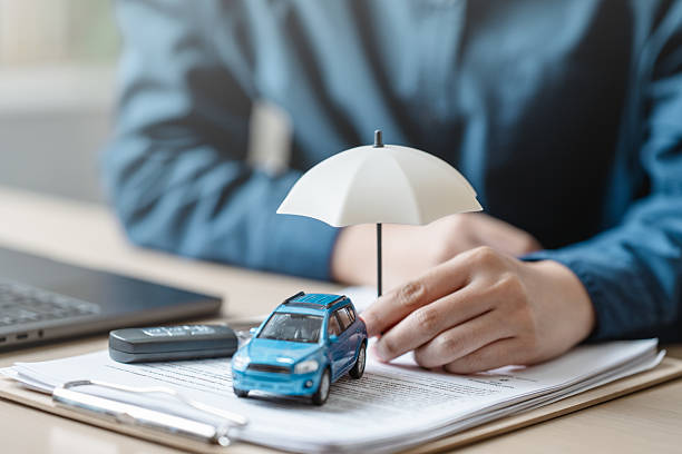Reliable Commercial Auto Insurance contractor in St. Petersburg, FL by Auto Insurance Axis